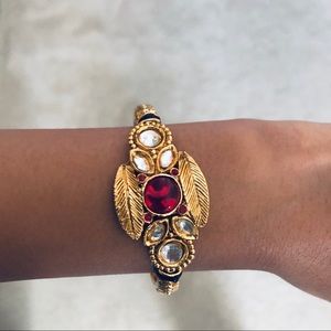 BRAND NEW Colorful Gold Tone Bracelet